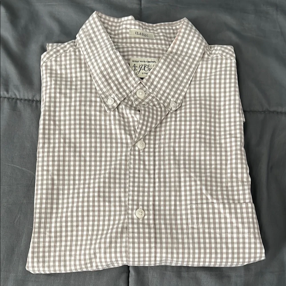 JCrew Classic Fit Button Down Shirt Tan Plaid Size Medium
